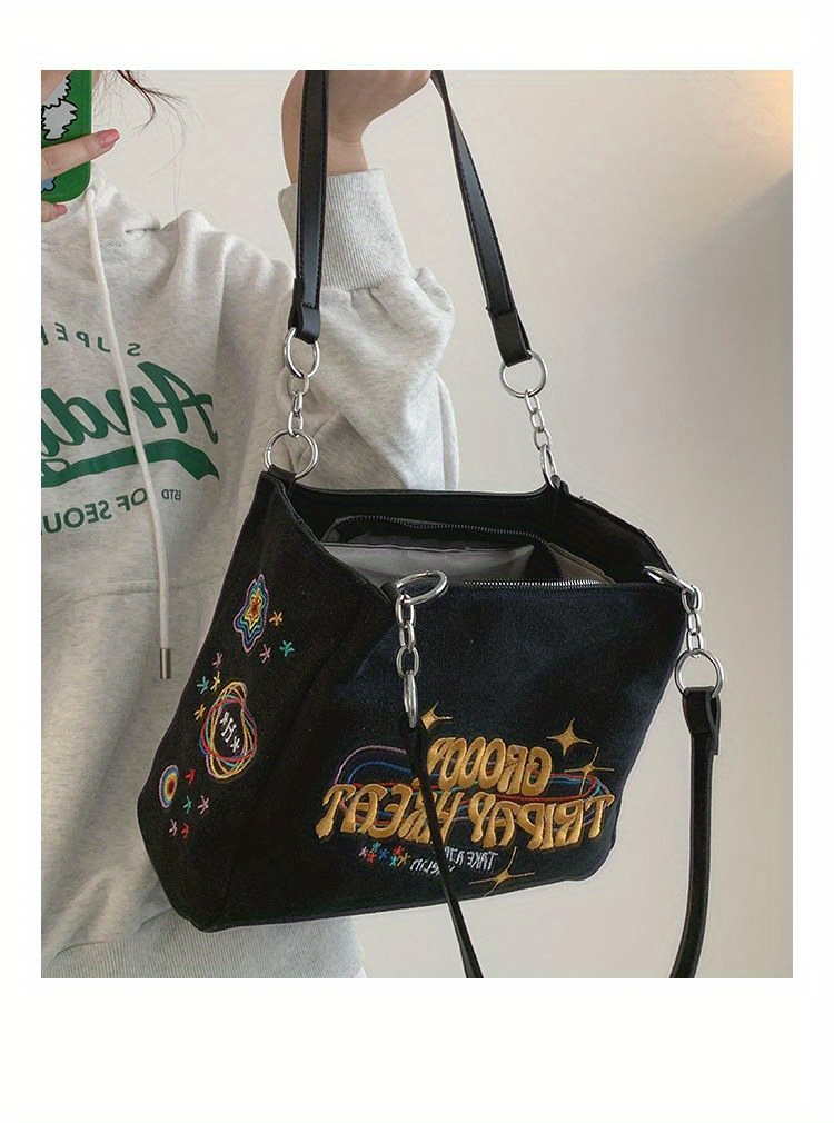 Borsa tote con grafica semplice ricamata, borsa a tracolla in tela con decorazioni in metallo di grande capacità, borsa per pendolari per tutti gli abbinamenti_voghion.com
