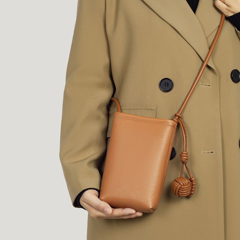 Borsa a tracolla piccola e versatile in vera pelle, con texture semplice, per telefono cellulare, per donna, fresca_voghion.com