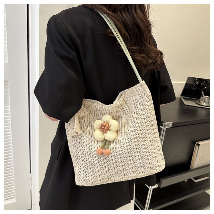 Große Kapazität Mode Sanftes Temperament Stroh gewebt Schal Schulter 2023 Sommer Neue Unterarm Einkaufstasche_voghion.com