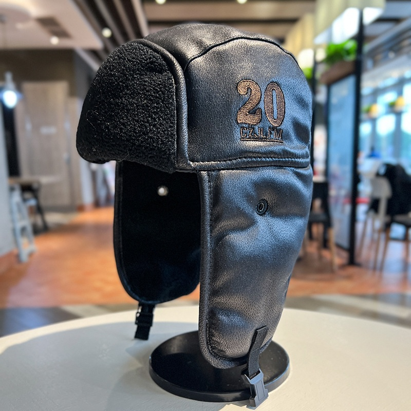 Vyriška žieminė šilta odinė „Lei Feng“ kepurė, skirta lauko dviračių sportui, slidinėjimui, vėjui neperšlampama „Northeast“ motociklo ausų apsaugos kepurė_voghion.com