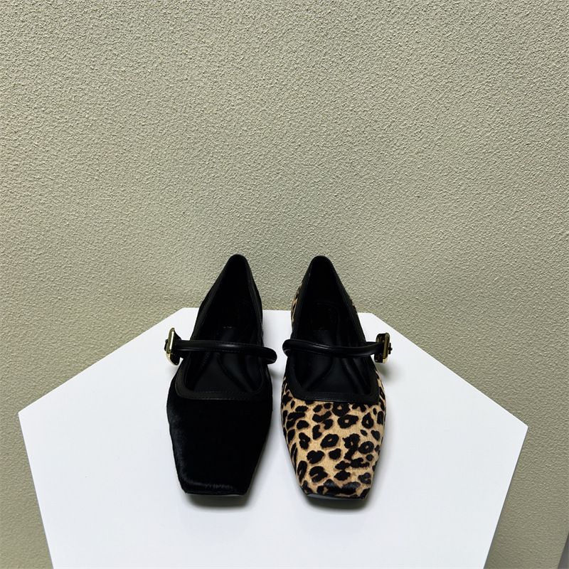 Women's autumn one-line with leopard print square flat shoes shallow mouth single shoes_voghion.com