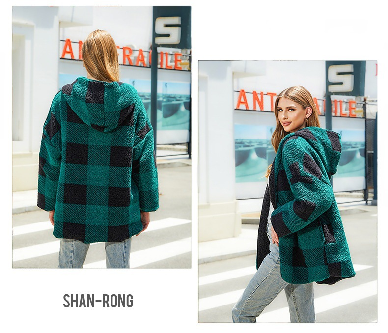 Autumn and winter women's new plaid loose casual buttonless cardigan double layer plush jacket_voghion.com