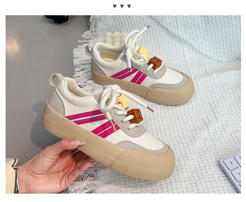 Ragazza vigorosa, versatile, con suola spessa, allenamento tedesco, piccola tavola bianca, scarpe sportive Instagram primavera 2024 da donna_voghion.com