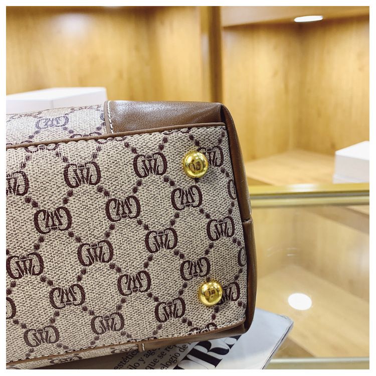 Geantă de mână pentru femei, geantă de mână cu un singur umăr, tipărită, de vară 2024, de lux, la modă, de mare capacitate, versatilă_voghion.com