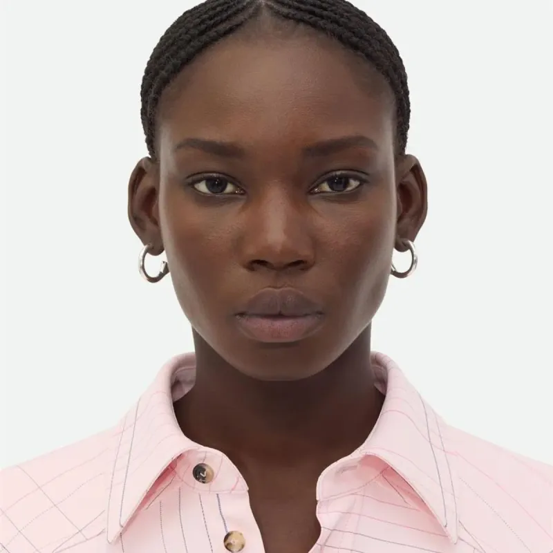 2025 Neue glänzende Ohrringe im europäisch-amerikanischen Stil – schlicht und modisch, C-förmig, vielseitig und elegant._voghion.com