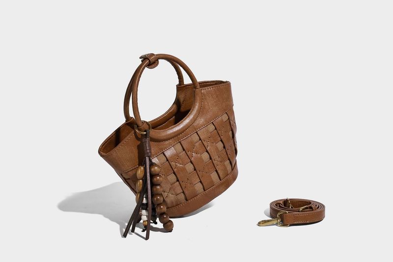 Borsa a secchiello con design di nicchia intrecciato di ispirazione retrò, nuovo arrivo autunno 2025, borsa a tracolla e tote versatile ed estetica con cestino di verdure_voghion.com