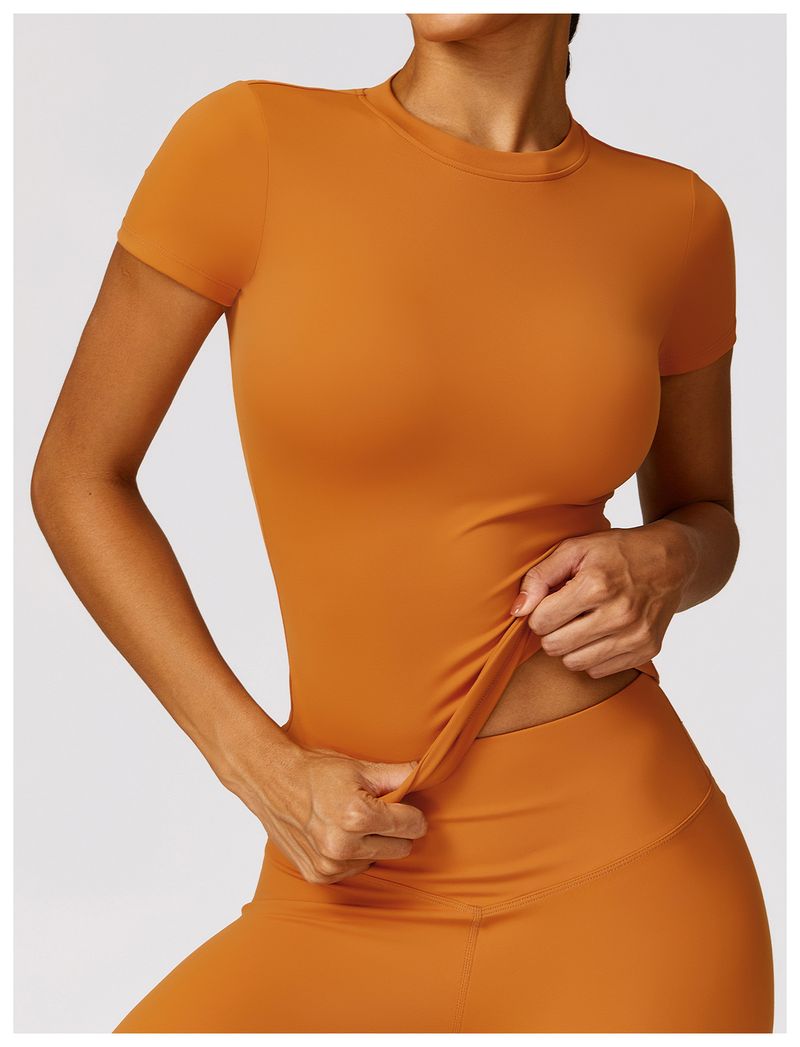 T-shirt de printemps Zechuang, combinaison de yoga à séchage rapide, haut de fitness, cache-maillot, sports de course en plein air, manches courtes pour femmes_voghion.com