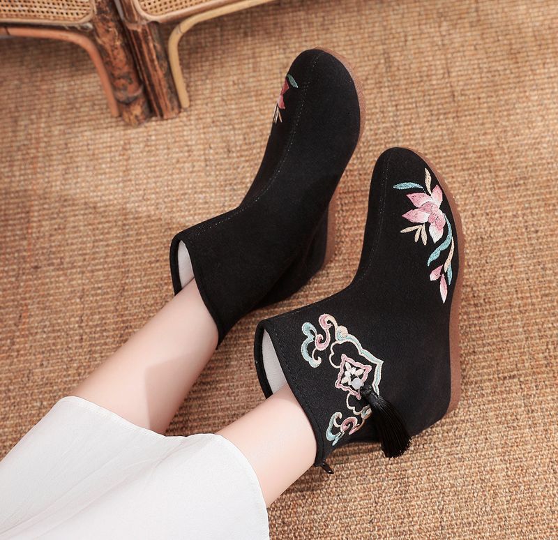 Stivali bassi, nappe ricamate, scarpe di stoffa abbinate a scarpe invernali imbottite e morbide in cotone Hanfu da donna, tacchi alti_voghion.com