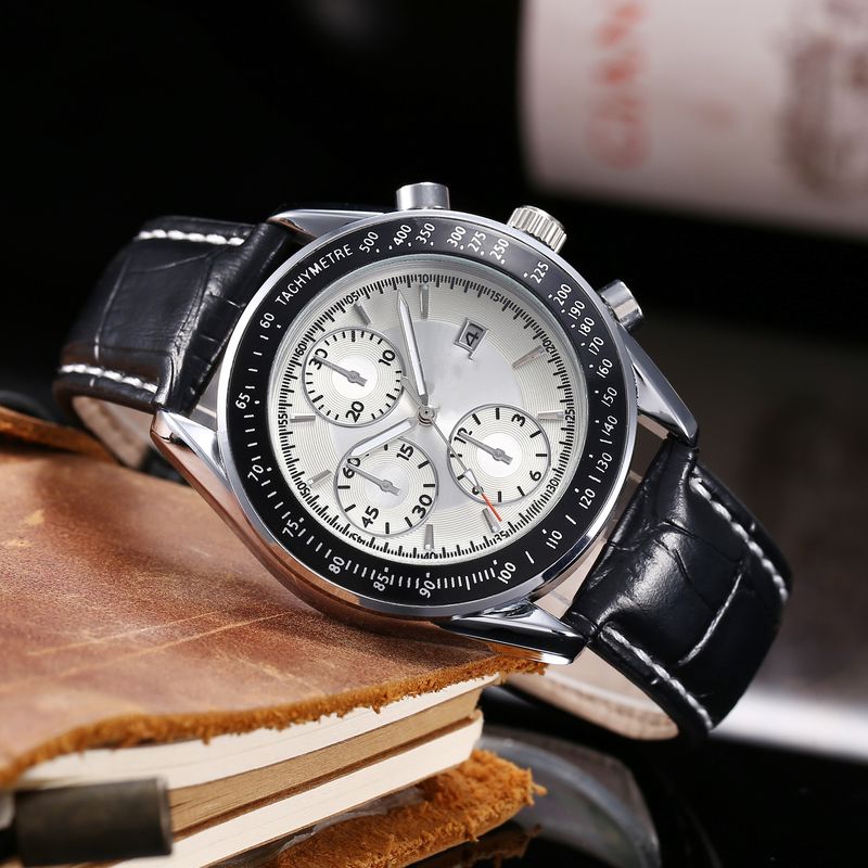 Relógio de quartzo Speedmaster com três olhos e pulseira de 6 pinos da marca Oujia 2021_voghion.com
