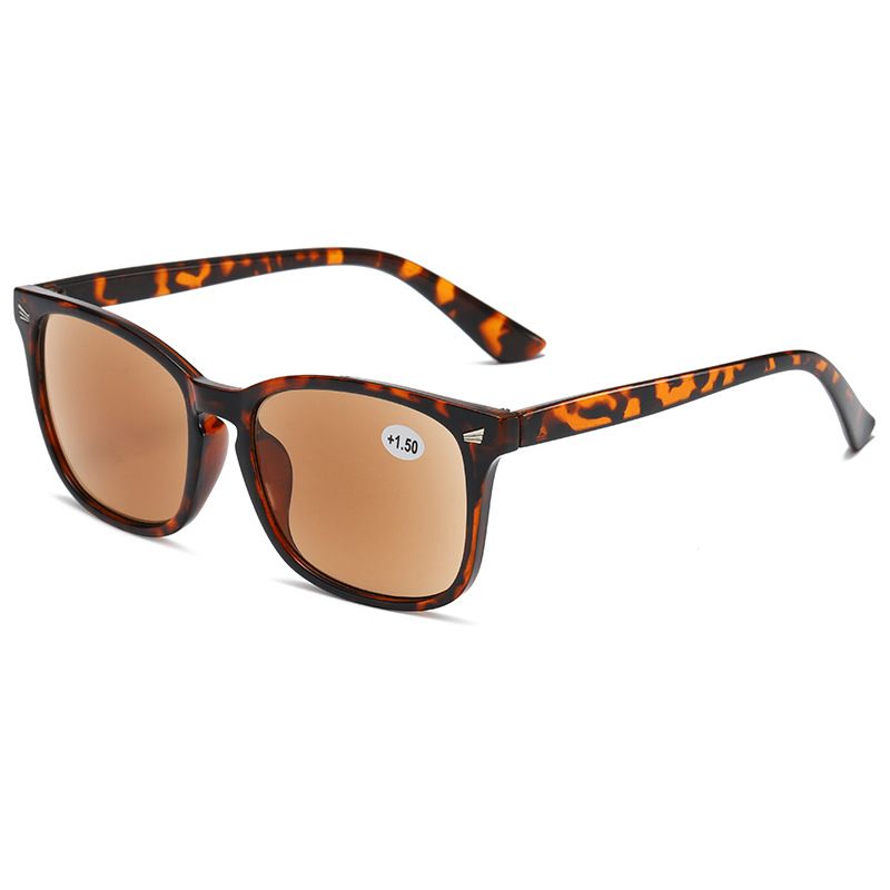 2022 New Large Square Frame Reading Gray Lens Sunglasses Classic Rivet Style Fashion Blue Light Blocking Glasses_voghion.com