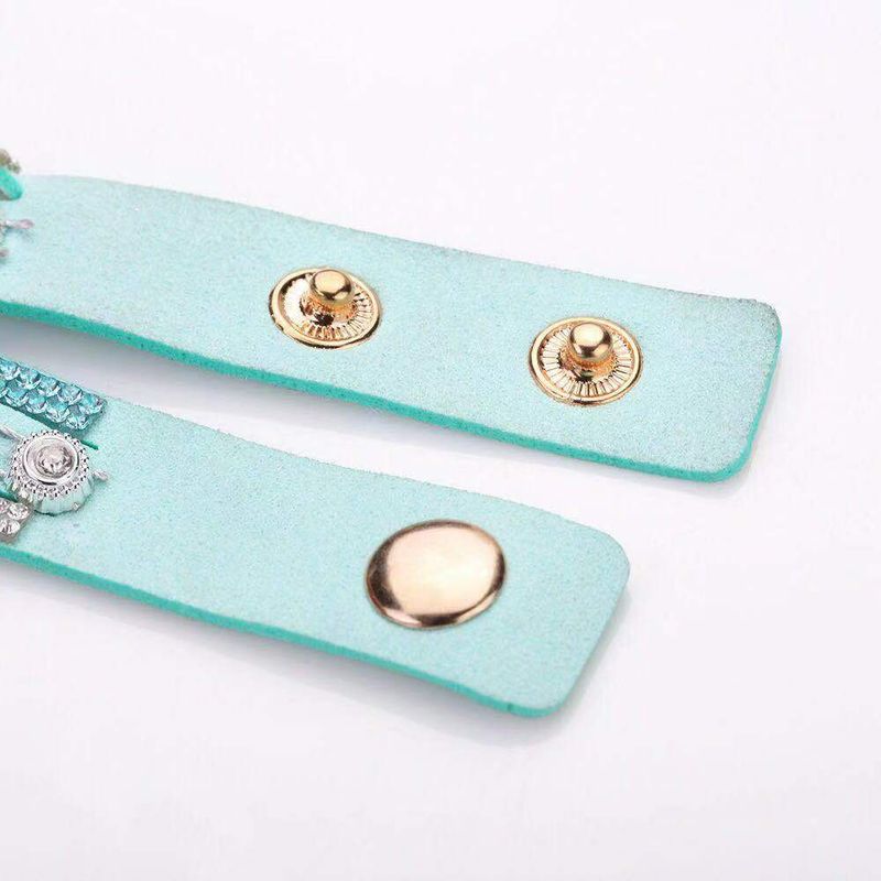 Uhren Elegante Damen-Modeuhr mit herzförmigem Zifferblatt, Strasssteinen und mehrfarbigem PU-Armband – Stilvolle Quarzarmbanduhr für die Freizeit_voghion.com