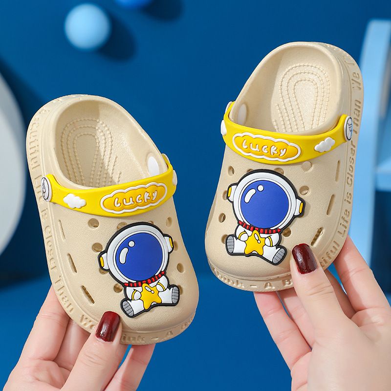 2025 Neue Kindersandalen für Jungen und Mädchen im Alter von 2–6 Jahren, süße Cartoon-Anti-Rutsch-Zehenlochschuhe für Kleinkinder_voghion.com