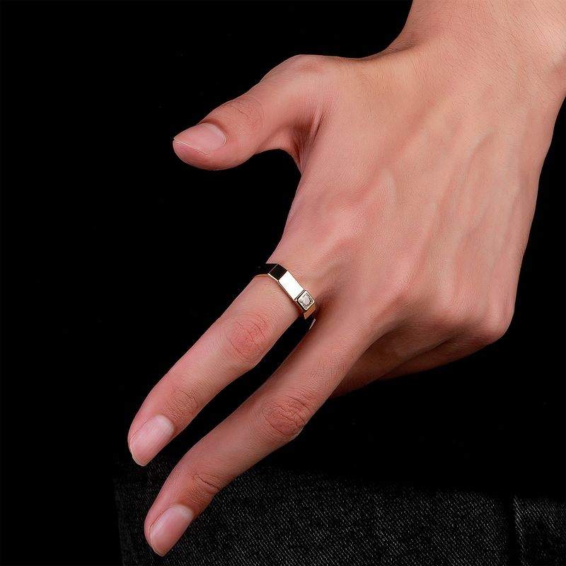 Moški kvadratni intarzirani kvadratni diamantni osebnostni trend barve ohranjanje zlata in srebra prstan_voghion.com