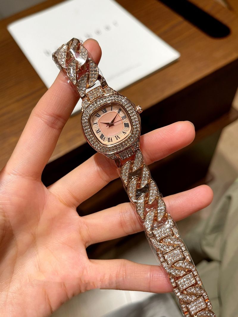 Yeni Baida Moda Elmas İşlemeli Romen Rakamlı Kare Kadranlı Kuvars Hareket Çelik Bantlı Saat_voghion.com