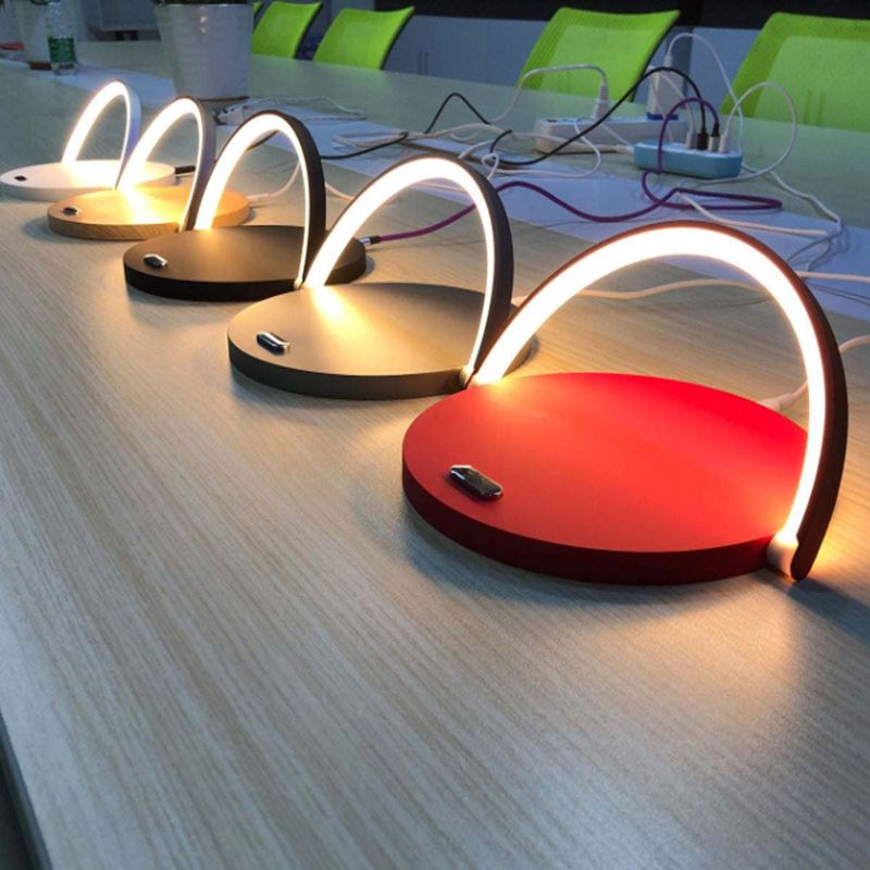 Moonlit Soft Glow LED Light; Wireless Phone Charger And Stand_voghion.com