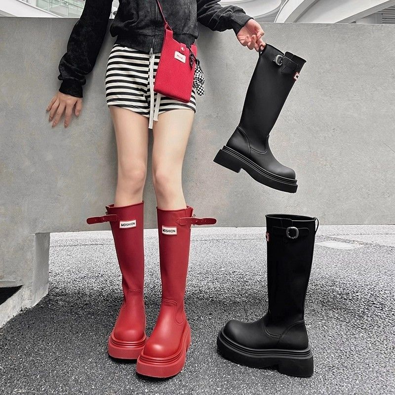 Pelle bovina intera ~ Yi Mengling Same British Knight per donna 2025 Nuovo stile slip-on con tacco grosso stivali da pioggia lunghi impermeabili_voghion.com