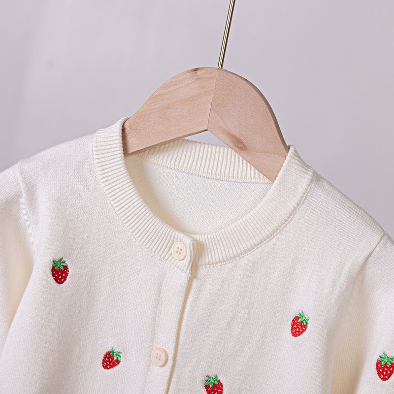 Baumwoll-Cardigan mit Erdbeerstickerei für Mädchen – weicher Strickpullover mit süßem Design, perfekt für Frühling und Herbst (3–8 Jahre, 100–140 cm)_voghion.com