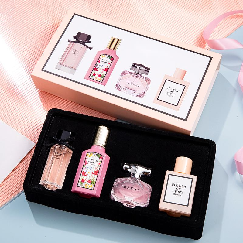 Nuovo set regalo da donna in quattro pezzi Flower Blossom con profumo floreale_voghion.com
