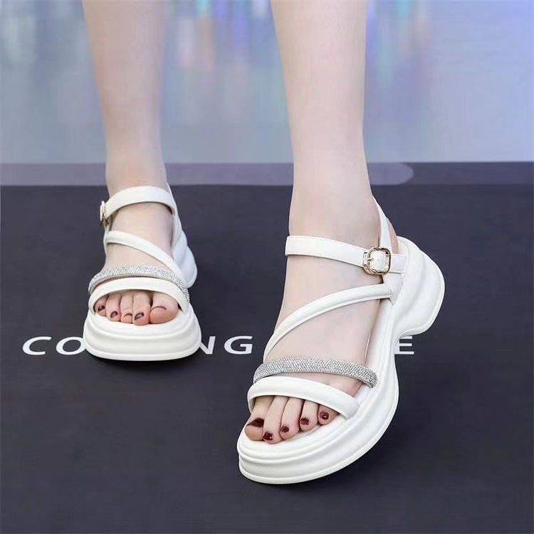 French Small Fragrant Roman Sandals Women's Thick-soled Leather Surface Rhinestone One-word Strap With Skirt Beach Shoes_voghion.com