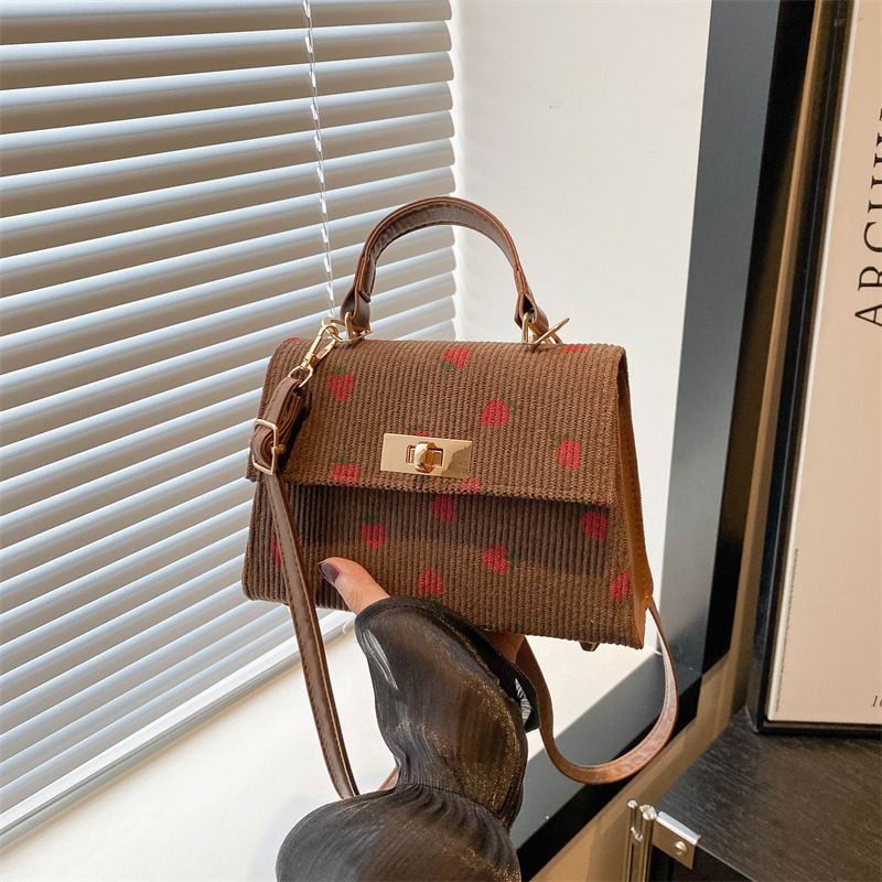 Trendy Spring/Summer New Shoulder Fashion 2025 Simple And Elegant Casual Textured Crossbody Small Square Bag For Women_voghion.com