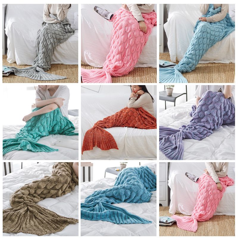 Coperta di lana lavorata a maglia con motivo a coda di pesce e motivo a squame di sirena._voghion.com