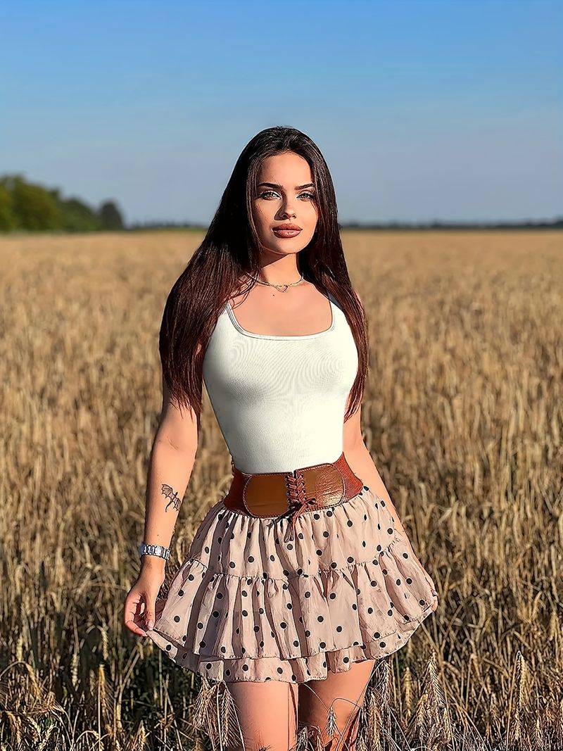2024 Sommer Damen U-Ausschnitt ärmellose Weste enge Mode_voghion.com