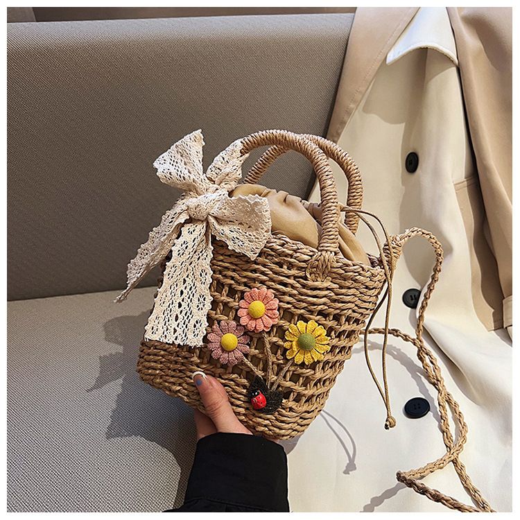 Frühlingsgras gewebte Damen 2024 Neue Trendmode Crossbody Weaving Handheld Gemüsekorb Wassereimer Tasche_voghion.com