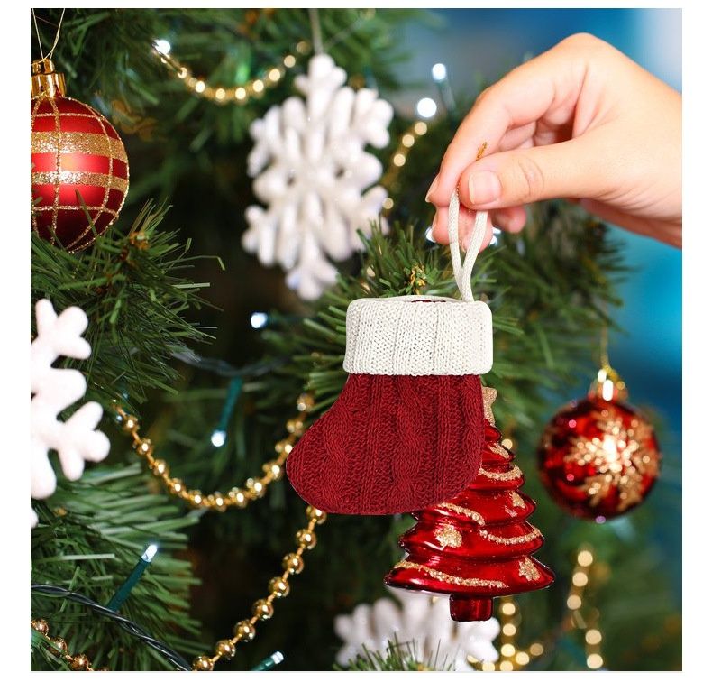 001 Neue gestrickte Dekorationen Grüne kleine Mini-Hängeornamente Weihnachtsbaumschmuck Socken_voghion.com