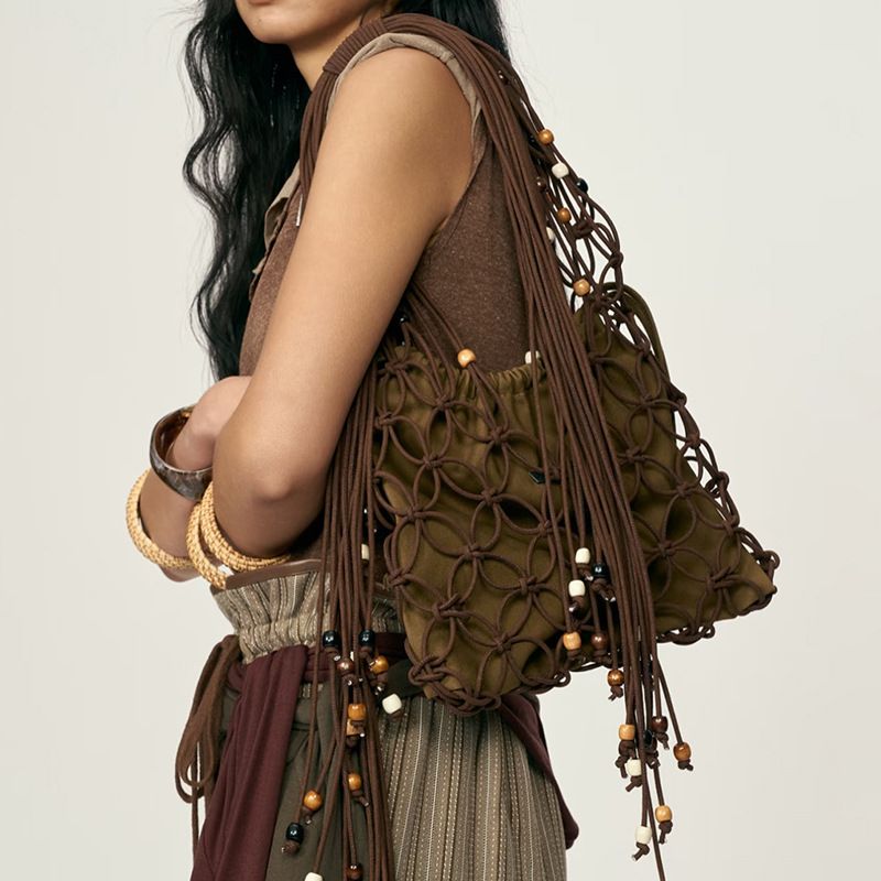 Borsa da donna alla moda, casual, con tracolla singola, in rete cava, con perline in legno, per la primavera e l'estate 2025, in corda di cotone con design di nicchia._voghion.com