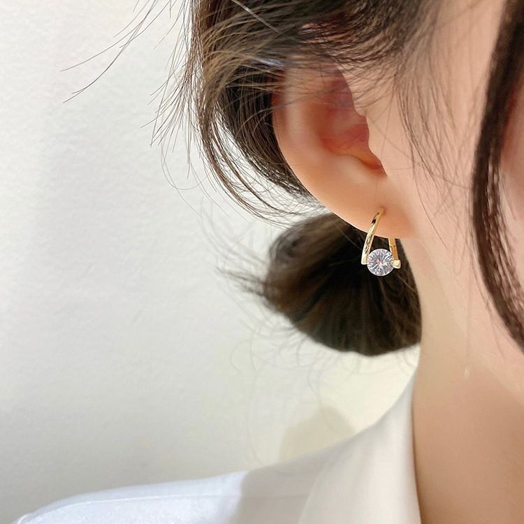 Orecchini coreani di nicchia con zirconi micro intarsiati geometrici alla moda, fibbie per le orecchie, orecchini da donna con temperamento squisito e versatile_voghion.com