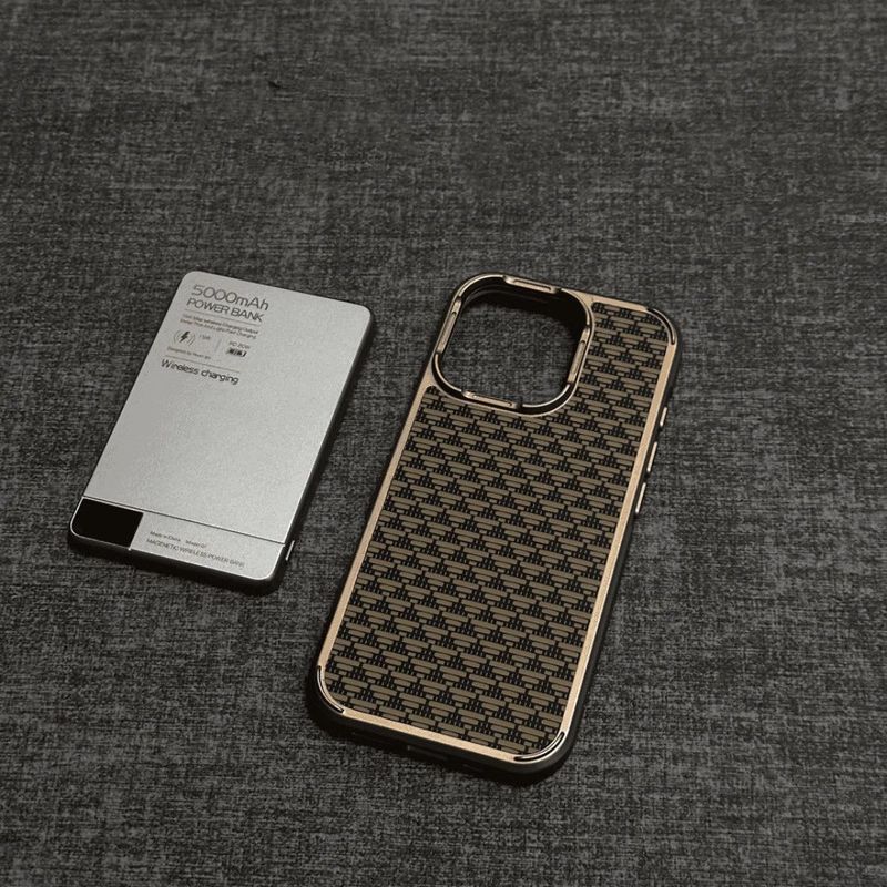 Ge-Muster, kompatibel mit iPhone 16 Pro Max, magnetische Handyhülle, 15/14/13/Kohlefaser-Textur, matt, weiche Kante_voghion.com