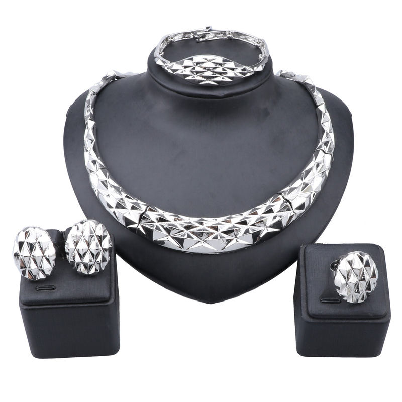 Collana da donna, collana, orecchini, bracciale, anello, colore oro, accessori da sposa italiani, set di gioielli_voghion.com