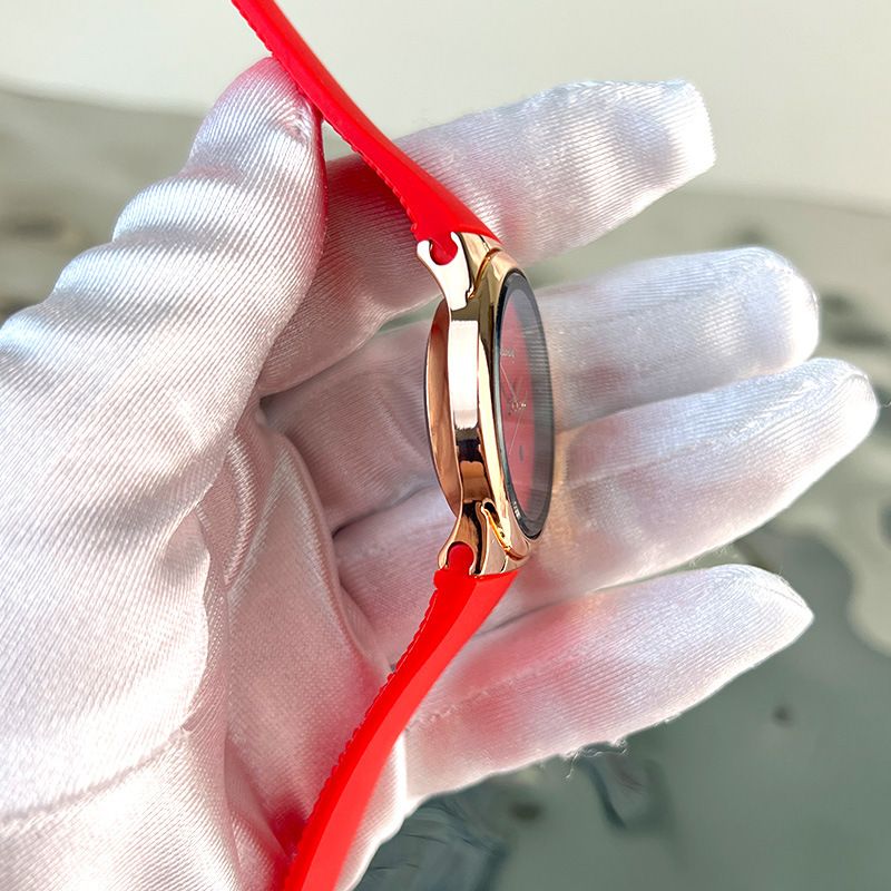 Schlanke Damenuhr mit römischem Hautgefühl, Armband, Quarzuhr, für den Alltag, Geburtstag, Jahrestag, Valentinstag_voghion.com