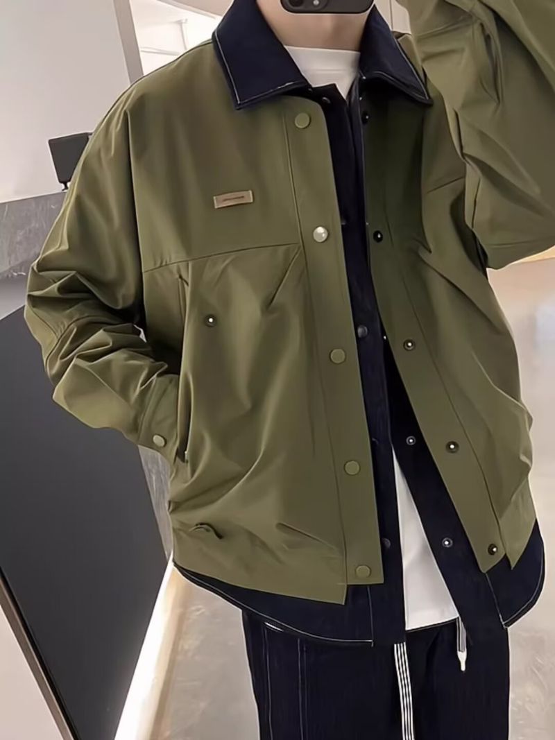 Veste patchwork en jean ample et polyvalente pour homme, tendance et décontractée_voghion.com