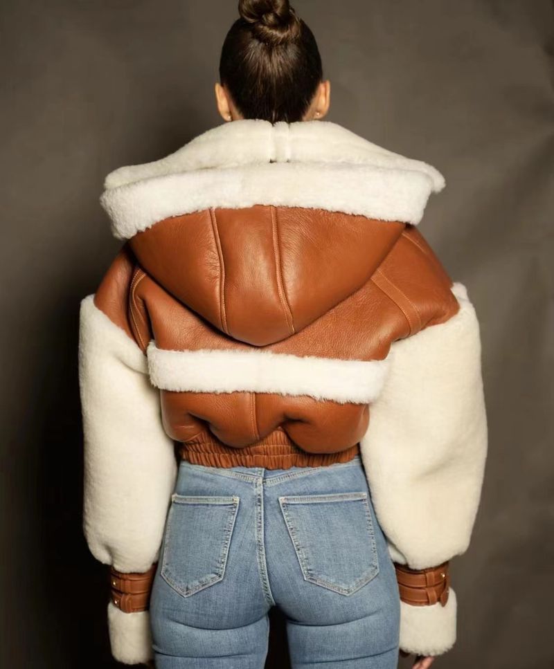Fur one-piece lamb fur short coat women's winter American retro stitching contrast color hooded motorcycle jacket top_voghion.com