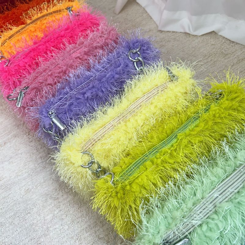 Plüschhandtaschen, Pelz-Unterarmtaschen, Schultertaschen, Kettentaschen, Abendtaschen_voghion.com