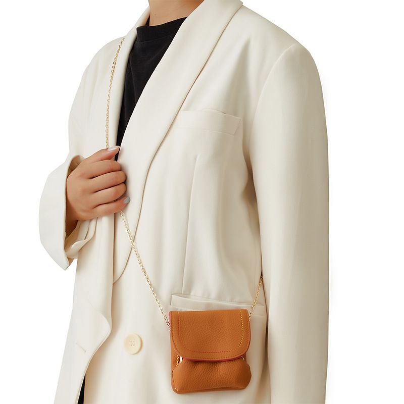 First Layer Cowhide Purse Portable Coin Bag Creative Cute Simple Snap Wallet Fashion Earphone_voghion.com