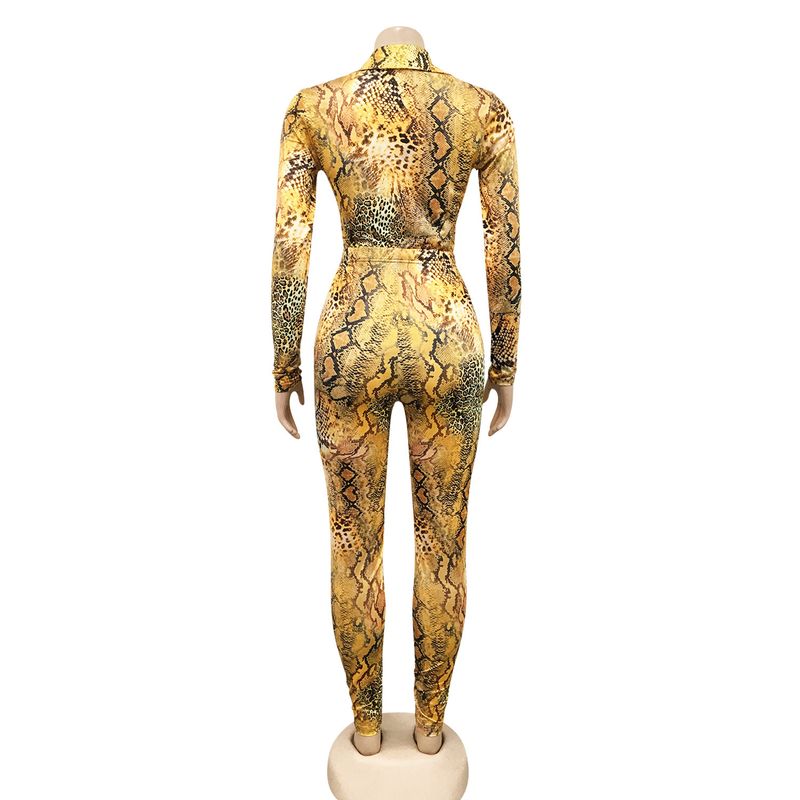 Set aus Oberteil und Hose mit V-Ausschnitt im Boho-Print – Fließendes Lounge-Ensemble mit langen Ärmeln (Gelb/Braun/Schlangenmuster, S-XXL)_voghion.com