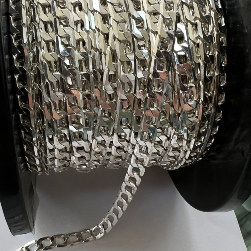 Collana a maglie semilavorate in argento puro S da 6 mm con motivo Figaro cubano laterale_voghion.com