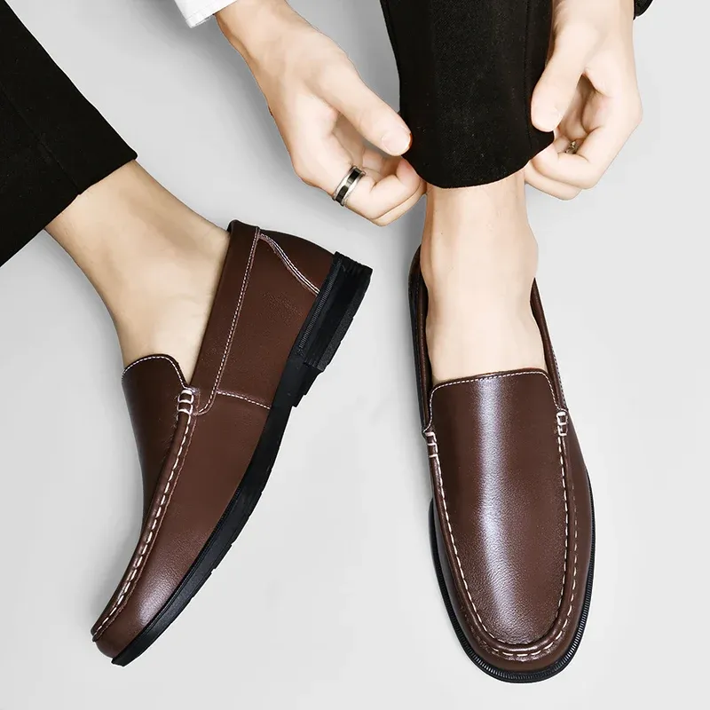 Herren Usmarke Slipper aus echtem Leder Neue Freizeitschuhe für Herren Designer Mokassins Heißer Verkauf Drive Schuhe_voghion.com