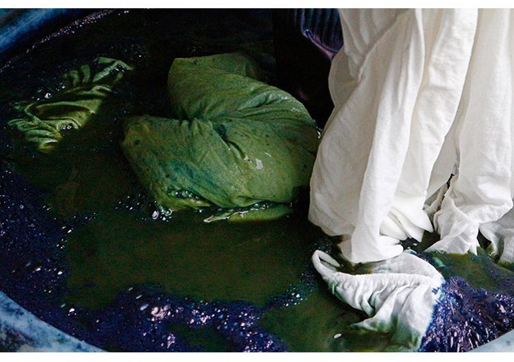 Nappe rectangulaire marron café fraîchement nouée à la main, nouveauté 2025_voghion.com