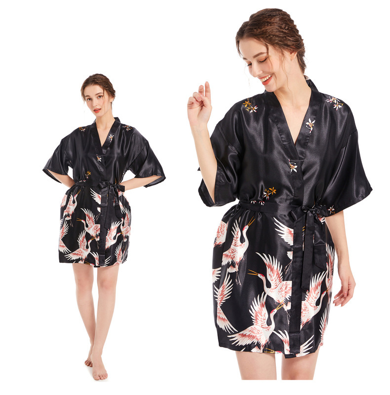 Sovkläder för kvinnor Ice Silk National Style Crane Stor storlek Kofta Nattlinne Morgonrock Sommar Tunn Silke Bröllopsklänning Brud Brudtärna Morgonklänning_voghion.com