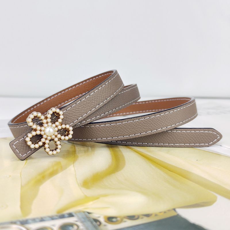Sophisticated Leather Accessory - Slim Buckle, Durable Stitching, Ideal For Office & Events_voghion.com