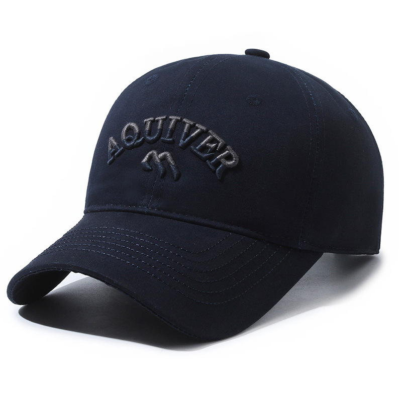 Versione coreana del volto di una coppia di Instagram che rivela la capote morbida tridimensionale ricamata a forma di becco d'anatra di un bambino piccolo_voghion.com