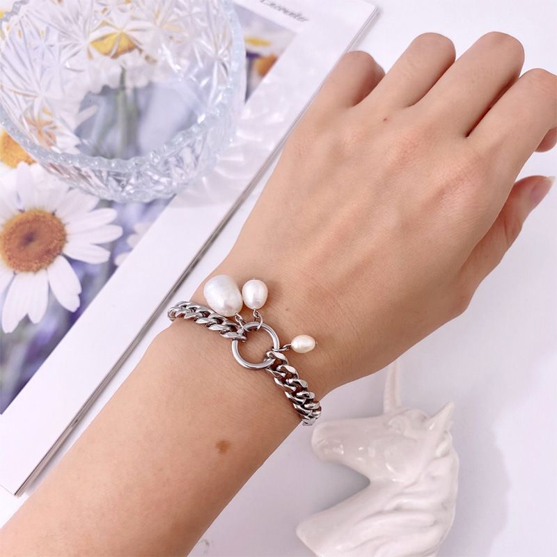 Ensemble de bijoux pour femmes, bijoux tendance en acier titane, style neutre, bague plaquée or, bracelet épais en métal avec perles de forme spéciale_voghion.com