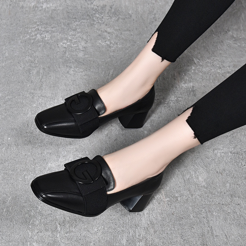 Zapatos de tacón alto, suela gruesa, punta cuadrada, hebilla, capa superior de piel de vaca, primavera 2025_voghion.com