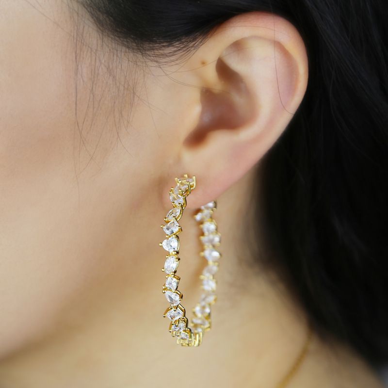 Orecchini da donna con zirconi irregolari, stile hip hop, punk, con brillantini e personalità alla moda_voghion.com