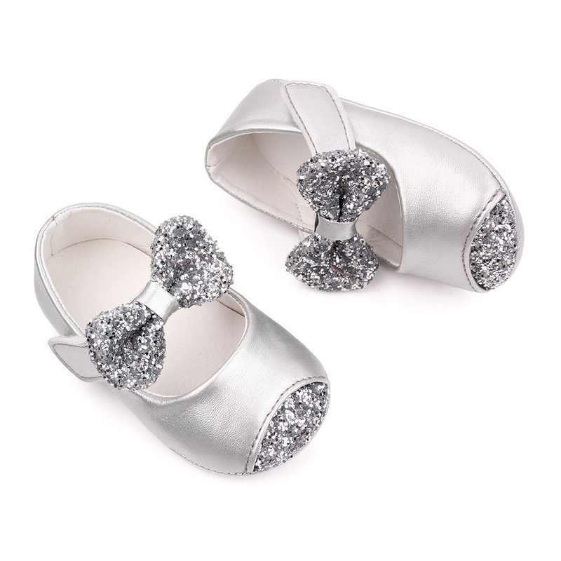 Madre y niños Primavera y otoño Zapatos para niñas de 0 a 1 año Zapatos antideslizantes para bebés Boca baja Princesa Zapatos de cuero pequeños Zapatos para niños al por mayor 2554_voghion.com