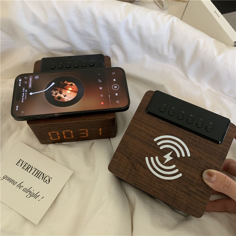 Wireless Multi-Functional High-End Ins Wooden Bluetooth Audio_voghion.com