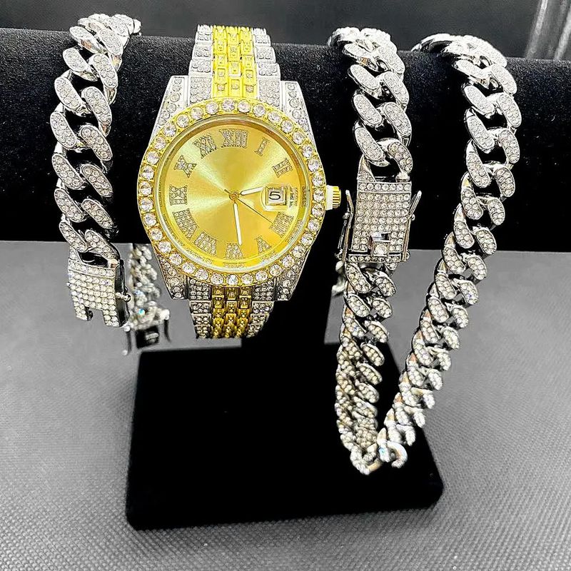Modehorlogeset met diamanten hiphoparmband en kwartshorloge_voghion.com